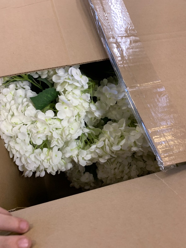 Photo 1 of QIANYUN Artificial Hydrangea Bush – 20 Inch Potted Faux Hydrangea Plant, UV Resistant Outdoor Hydrangea Artificial Plants for Front Porch, Garden, Patio & Indoor Decor