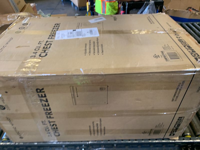 Photo 1 of 7.0-Cu. Ft. Chest Freezer, White