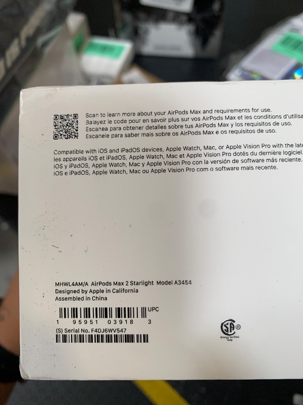 Photo 1 of Apple AirPods Max 2 Wireless Over-Ear Headphones, Active Noise Cancellation, Adaptive Audio, Personalized Spatial Audio, Live Translation, Bluetooth Headphones for iPhone – Starlight