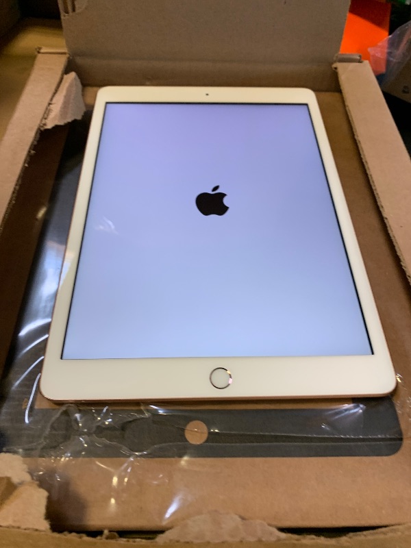 Photo 1 of Apple iPad (10.2-inch, Wi-Fi, 32GB) - Gold (Latest Model, 8th Generation) (Renewed)