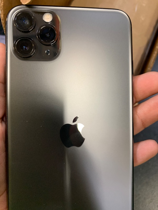 Photo 1 of Apple iPhone 11 Pro Max, 256GB, Space Gray - Unlocked (Renewed)LPNPMGP4021572