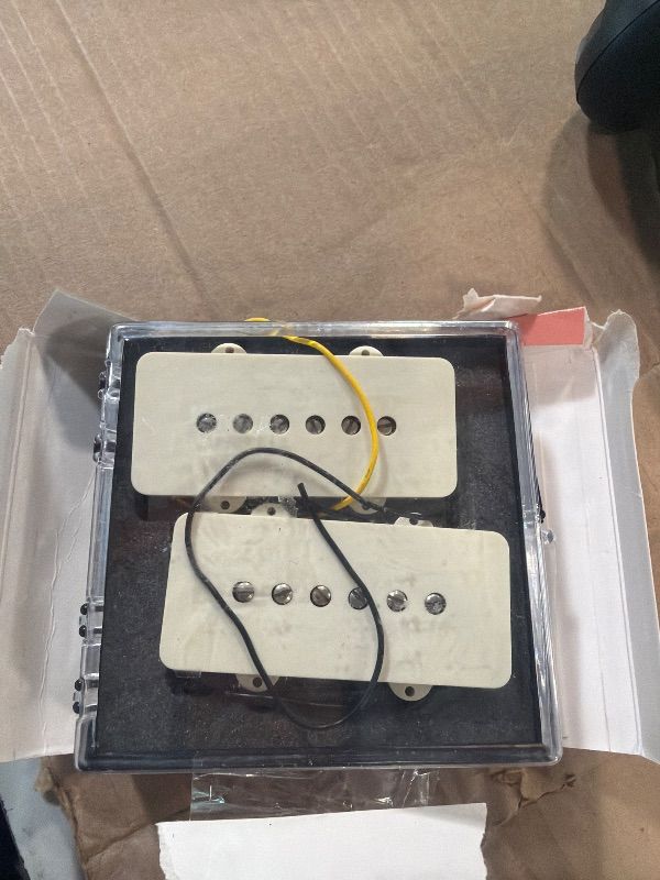 View 4 of Fender Pure Vintage '65 Jazzmaster Pickup Set