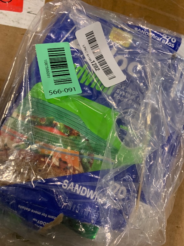 Photo 1 of ***USED***Ziploc Sandwich Bags, 270 Count