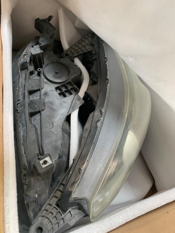 Photo 1 of ****USED***** Generic Halogen Headlight Assembly for 2013-2015 Honda Accord Sedan