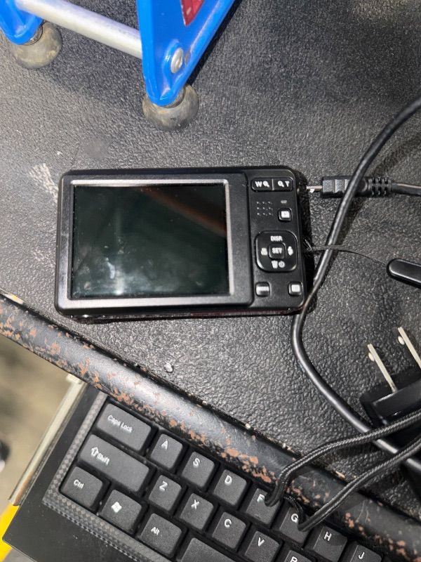 Photo 1 of ***BROKEN, SOLD FOR PARTS*** Kodak PIXPRO FZ55-RD 16MP Digital Camera 5X Optical Zoom 28mm Wide Angle 1080P Full HD Video 2.7" LCD Vlogging Camera (Red) Packaging May Vary