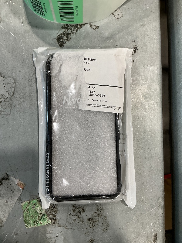 View 2 of [DAMAGED] Nvollnoe for iPhone 17 Pro Max Case with Card Holder