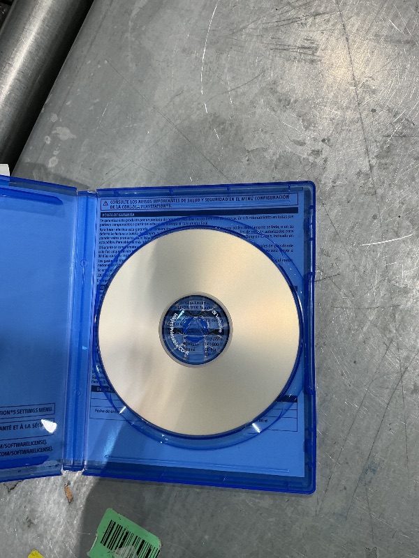 View 3 of 007 First Light - Specialist Edition - PlayStation 5