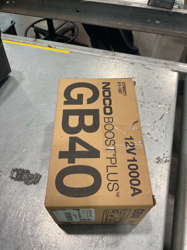 View 2 of [SOLD FOR PARTS] NOCO Boost GB40 1000A Portable Lithium Jump Starter