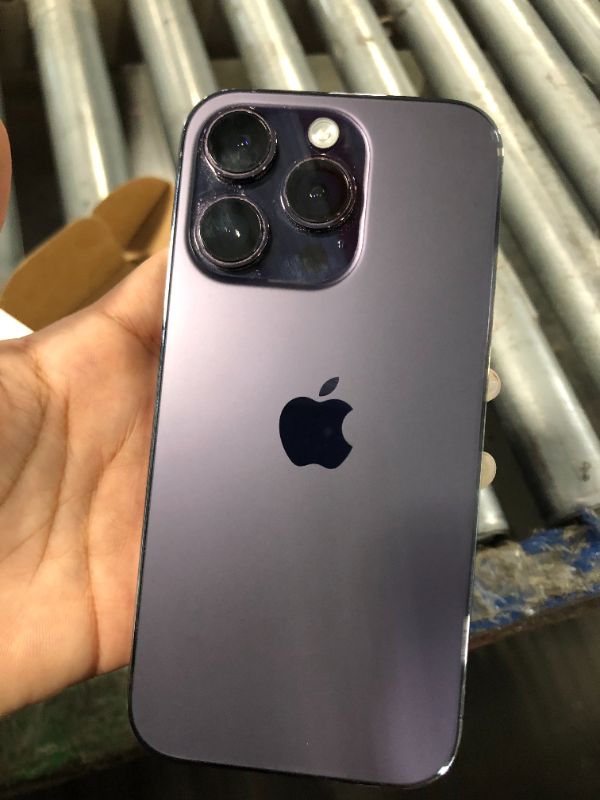 Photo 1 of [LOCKED] Apple iPhone 16 Pro, 256GB, Black Titanium - Unlocked (Renewed)