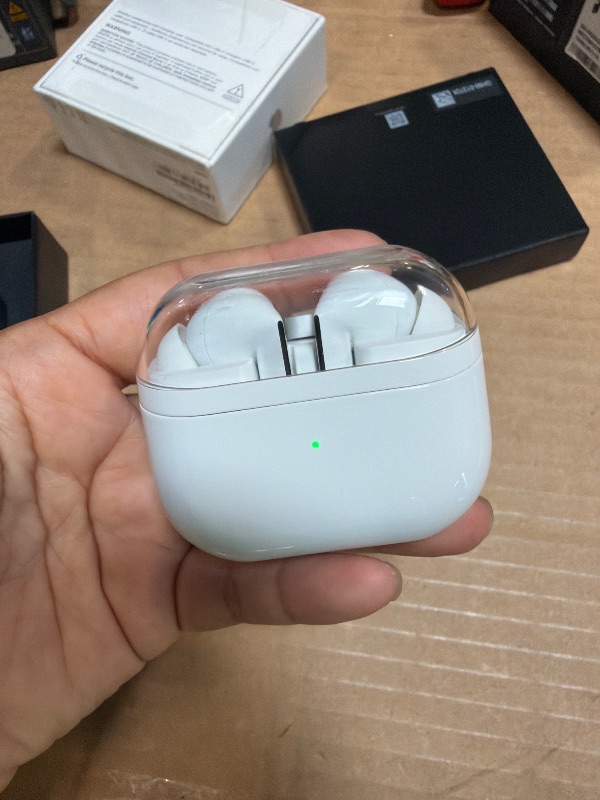 Photo 1 of *****S/N: RF2Y606ASDJ****
Samsung Galaxy Buds3 Pro Wireless Earbuds