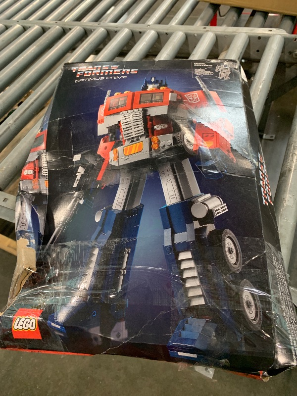 View 3 of [MISSING PARTS] LEGO Icons Optimus Prime 10302 Transformers Figure Set, Collectible Transforming 2-in-1 Robot and Truck Model Building Kit for Adults, Perfect for Display or Play