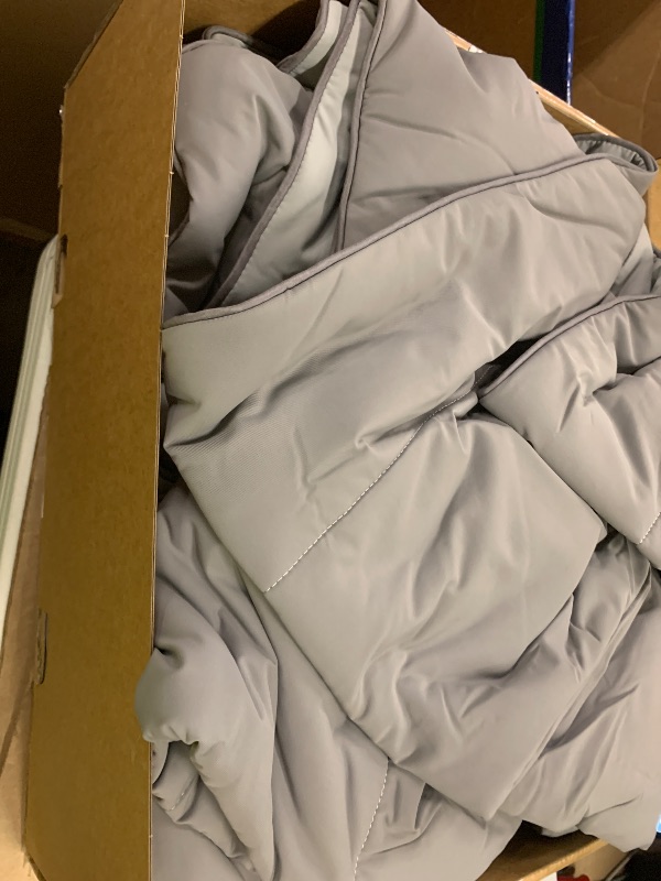 Photo 1 of REST® Evercool® Cooling Comforter, Full/Queen, Blanket for Hot Sleepers, All Season Bedding to Keep Cool for Night Sweats, Breathable Lightweight Blanket, 90"x90" Inches, Cool Gray