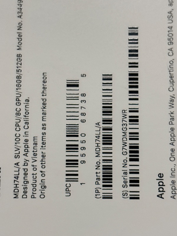Photo 1 of Factory seal Apple 2026 MacBook Air 13-inch Laptop with M5 chip: Built for AI, 13.6-inch Liquid Retina Display, 16GB Unified Memory, 512GB SSD, 12MP Center Stage Camera, Touch ID, Wi-Fi 7; Silver