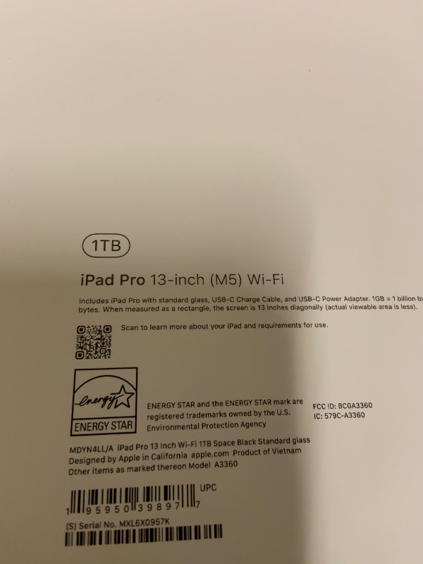 Photo 1 of Apple iPad Pro 13-inch (M5): Ultra Retina XDR Display, 1TB, Landscape 12MP Front Camera/12MP Back Camera, LiDAR Scanner, Wi-Fi 7 with Apple N1, Face ID, All-Day Battery Life — Space Black