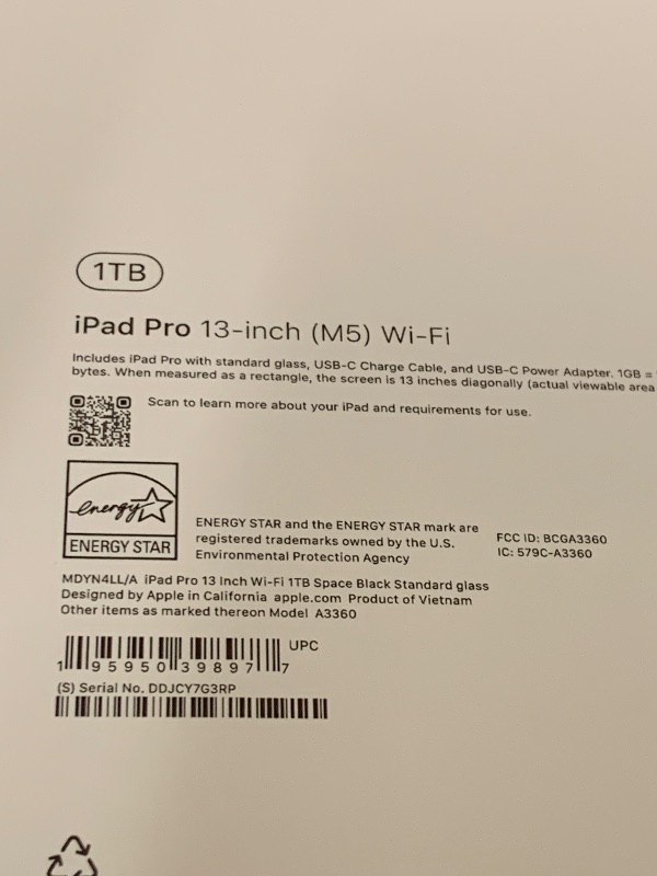 Photo 1 of Apple iPad Pro 13-inch (M5): Ultra Retina XDR Display, 1TB, Landscape 12MP Front Camera/12MP Back Camera, LiDAR Scanner, Wi-Fi 7 with Apple N1, Face ID, All-Day Battery Life — Space Black