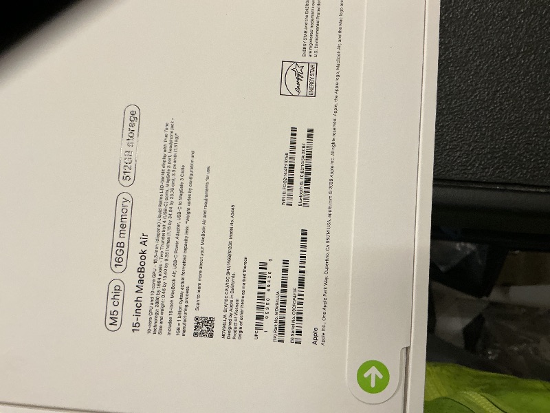 Photo 1 of Apple 2026 MacBook Air 15-inch Laptop with M5 chip: Built for AI, 15.3-inch Liquid Retina Display, 16GB Unified Memory, 512GB SSD, 12MP Center Stage Camera, Touch ID, Wi-Fi 7; Silver FACTORY SEALED—