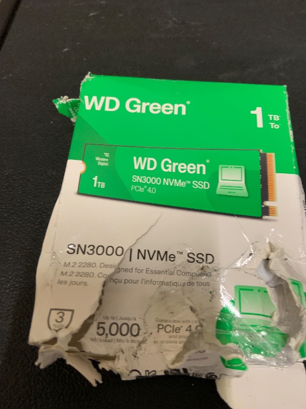 Photo 1 of Western Digital 1TB WD Green SN3000 NVMe Internal SSD - Solid State Drive - Gen4 PCIe, M.2 2280, Up to 5,000 MB/s - WDS100T4G0E