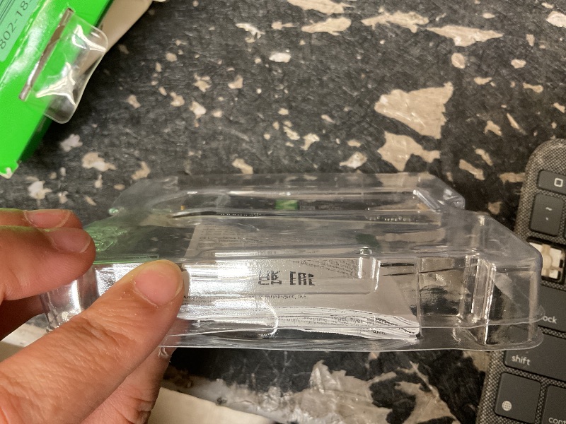 Photo 1 of Western Digital 1TB WD Green SN3000 NVMe Internal SSD - Solid State Drive - Gen4 PCIe, M.2 2280, Up to 5,000 MB/s - WDS100T4G0E