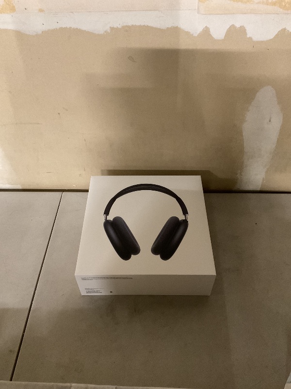 Photo 1 of Apple AirPods Max Wireless Over-Ear Headphones, Pro-Level Active Noise Cancellation, Transparency Mode, Personalized Spatial Audio, USB-C Charging, Bluetooth Headphones for iPhone - Midnight