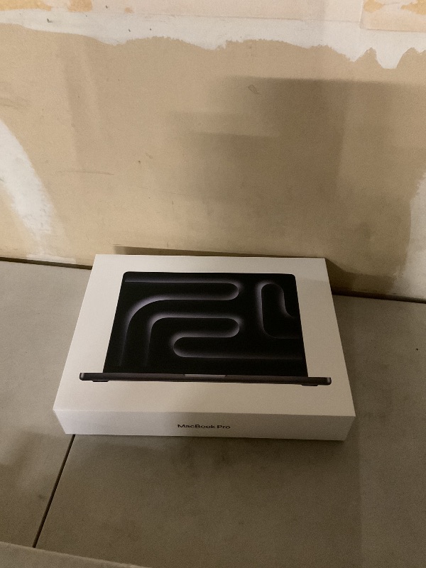 Photo 1 of Apple 2025 MacBook Pro Laptop with Apple M5 chip with 10?core CPU and 10?core GPU: Built for AI, 14.2-inch Liquid Retina XDR Display, 24GB Unified Memory, 1TB SSD Storage; Space Black