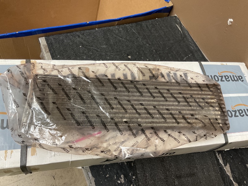 Photo 1 of Mishimoto MMTC-DMAX-15SL Transmission Cooler, Compatible With Chevrolet/GMC 6.6L Duramax (LML) 2015-2016