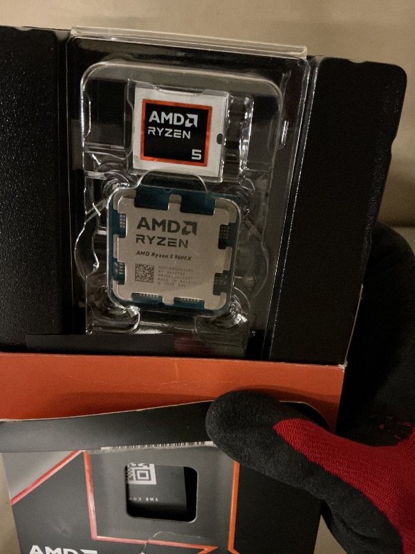 Photo 1 of AMD Ryzen™ 5 9600X 6-Core, 12-Thread Unlocked Desktop Processor