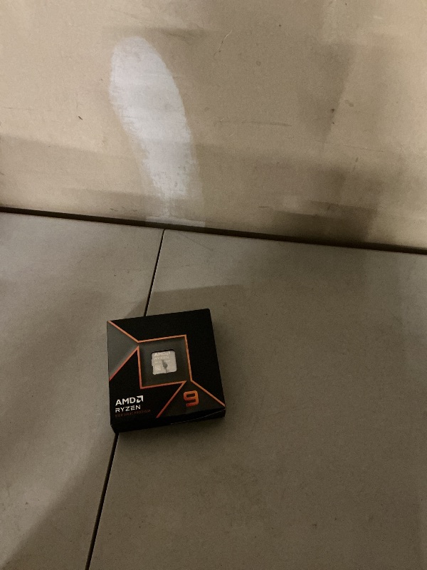 Photo 1 of AMD Ryzen™ 9 9900X 12-Core, 24-Thread Unlocked Desktop Processor