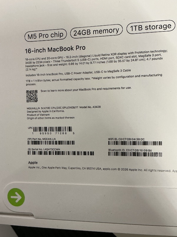 Photo 1 of FACTORY SEALED— Apple 2026 MacBook Pro Laptop with Apple M5 Pro chip with 18-core CPU and 20-core GPU: Built for AI, 16.2-inch Liquid Retina XDR Display, 24GB Unified Memory, 1TB SSD, Wi-Fi 7; Silver