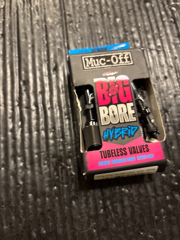 Photo 1 of Muc-Off Big Bore Hybrid Tubeless Valves, Black 35mm - Precision Engineered Dust Caps for Bikes with Revolutionary Airflow Technology - Schrader Valve Caps for Tubeless MTB/Road/Gravel Bikes