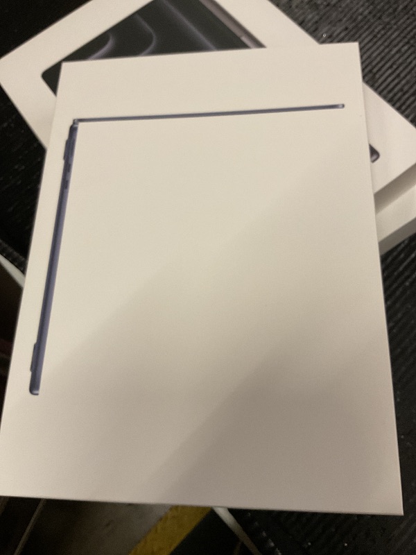 Photo 1 of FACTORY SEALED— Apple 2026 MacBook Air 13-inch Laptop with M5 chip: Built for AI, 13.6-inch Liquid Retina Display, 16GB Unified Memory, 512GB SSD, 12MP Center Stage Camera, Touch ID, Wi-Fi 7; Midnight