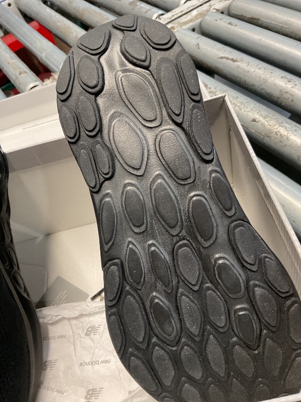 Photo 1 of *** STOCK PHOTO FOR REFERENCE. ONLY REFERRED TO PHOTOS. SHOES ARE ALL BLACK.***
New Balanace Men's Fresh Foam X 1540 V4 Running Shoe, Black/Harbor Gray, 11 XX-Wide