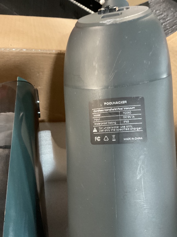 Photo 1 of [Patent] POOLHACKER Cordless Handheld Pool Vacuum for Above Ground Pool & Inground Pools, Pool Vacuum Cleaner Flexible Head for Curved, 18.5 GPM Strong Suction, 1-Click Debris Emptying, Rechargeable
