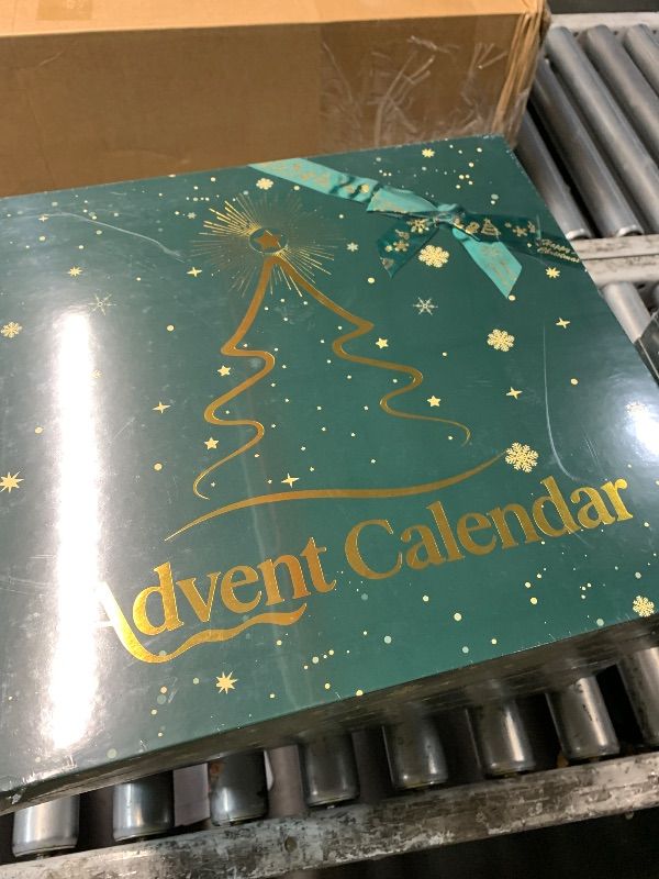 Photo 1 of ***FACTORY SEALED***CADDISE Advent Calendar 2025 – Skincare Gift Set for Women, 24 Day Christmas Gifts, Holiday Beauty Gift Box, Spa Gift Basket for Mom & Teen Girls