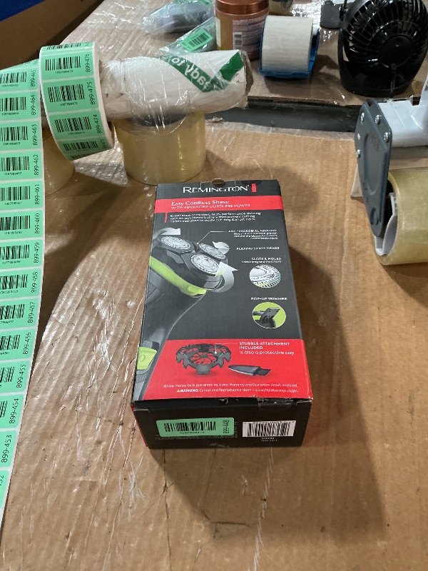 Photo 1 of ***MISSING CHARGER CABLE**Remington Ultrastyle Rechargeable Rotary Shaver, Black and Neon Green