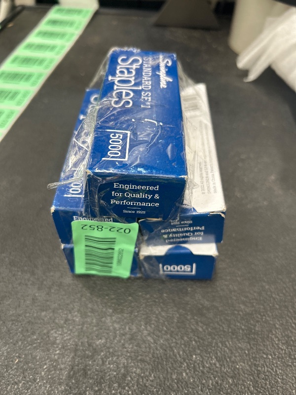 Photo 1 of **5 BOXES** STANDARD STAPLES 5000PK