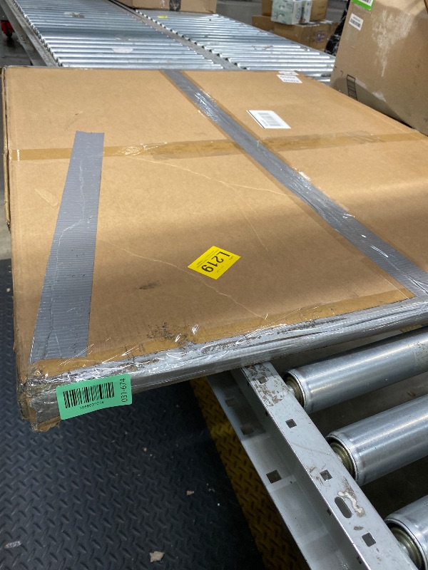 Photo 1 of *minor damage in corner* Podronale 32x40 Poster Frames, 1Pcs, Plexiglass,Black Aluminum Snap Frame