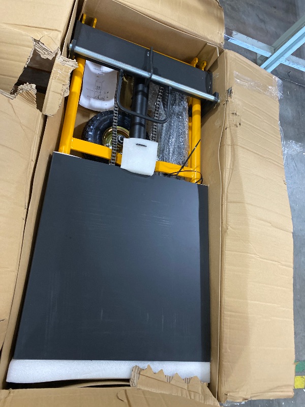 Photo 1 of MMS Hydraulic Material Lift Winch Stacker