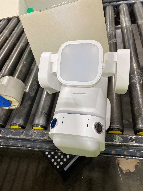 Photo 1 of winees Floodlight Camera, 2K HD Dual-Lens
