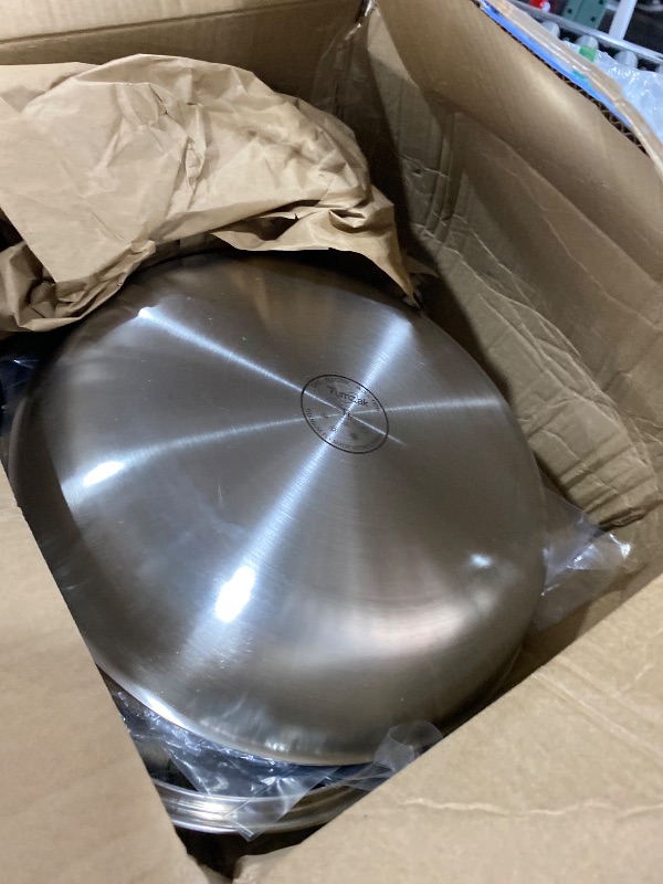 Photo 1 of Tumzak Titanium Pans, 8+10+12-Inch