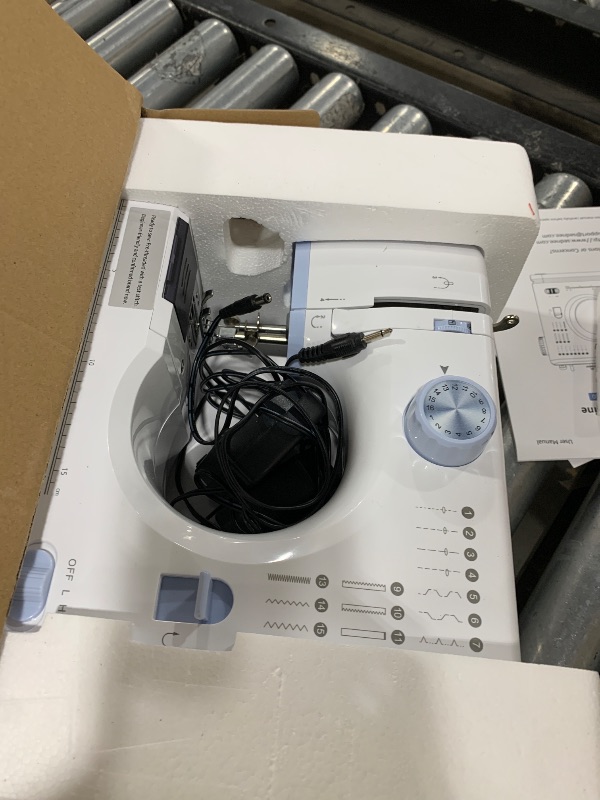 Photo 1 of Vaspow 16-Stitch Sewing Machine