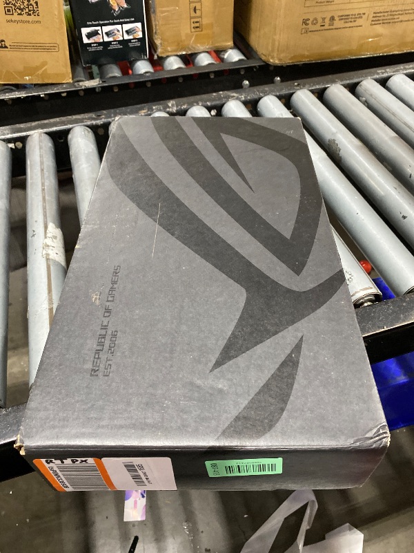 Photo 1 of ASUS ROG Flow Z13 Gaming Laptop