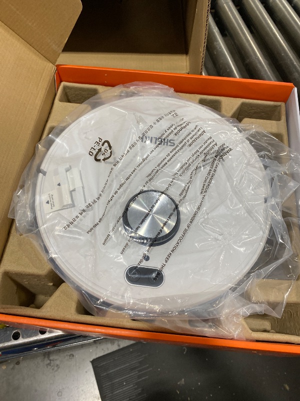 Photo 1 of SHELIKI Robot Vacuum and Mop Combo
