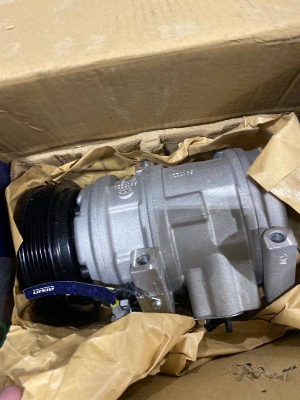 Photo 1 of AISIN ACCT-00091 Air Conditioning AC Compressor with Clutch