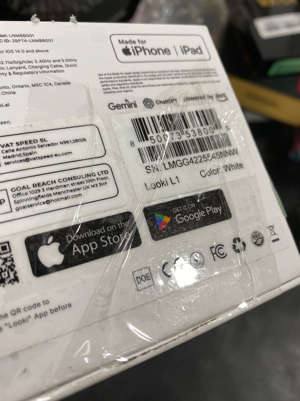 Photo 1 of Looki L1 AI Wearable Lifelogging Device, White