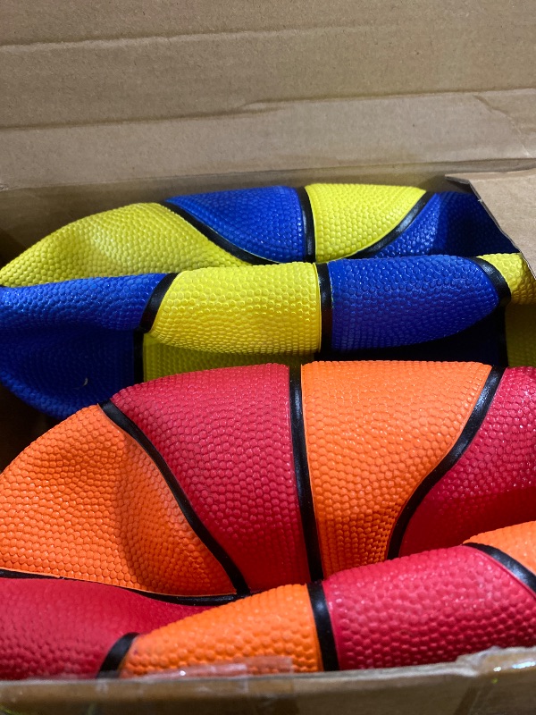 Photo 1 of Wettarn 12 PCS Mini Basketball with Pump, Size 3, 7 Inch, Multicolors