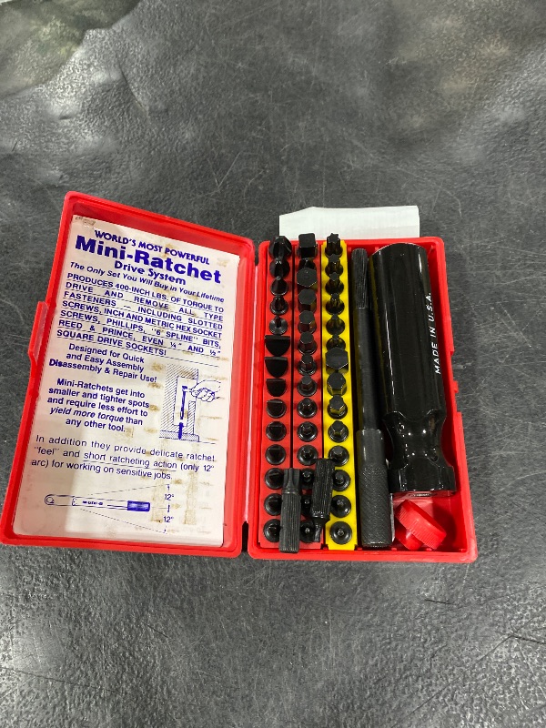 Photo 1 of WADSWORTH 52 pc Ratchet Set