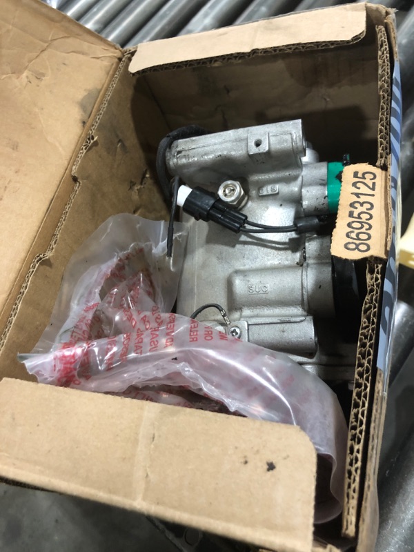 Photo 1 of Four Seasons 77483 Remanufactured Compressor with Clutch