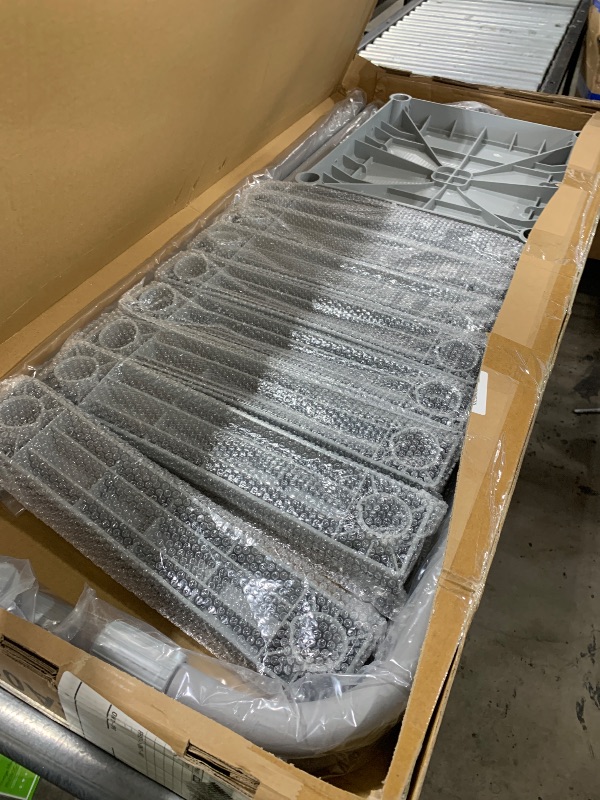 Photo 1 of plastic pool ladder