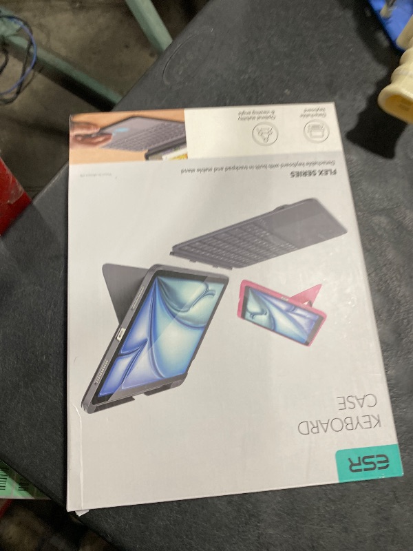 Photo 1 of ESR iPad Air 11" Keyboard Case