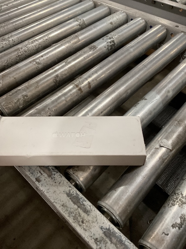Photo 1 of Apple Watch Series 10 Smartwatch